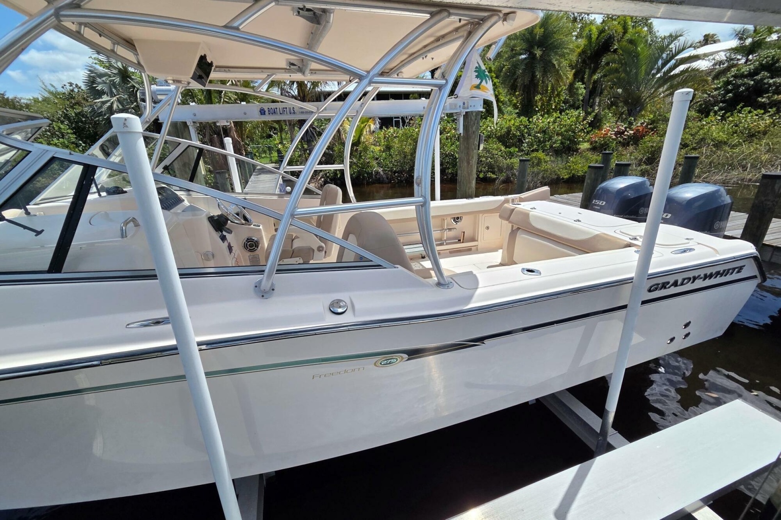 27ft Grady White Yacht For Sale