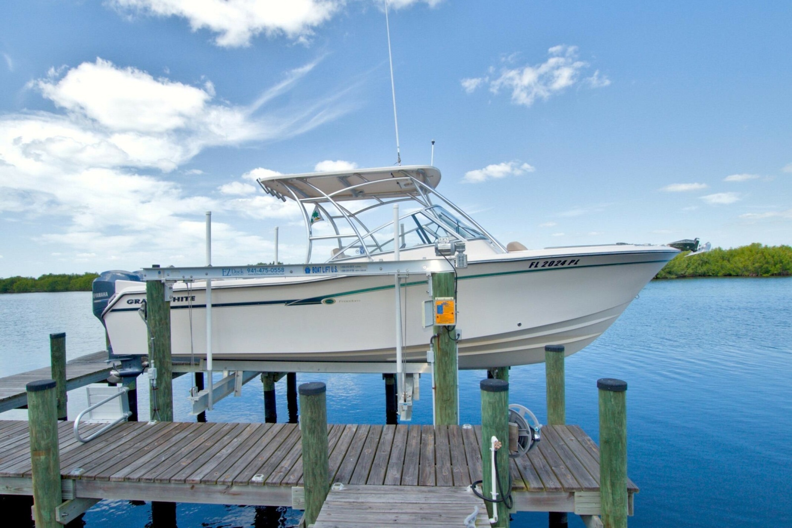 27ft Grady White Yacht For Sale