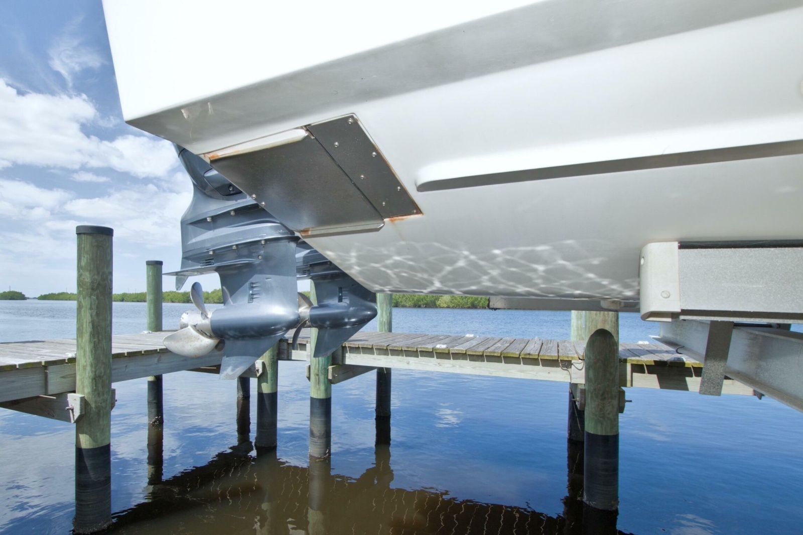 27ft Grady White Yacht For Sale