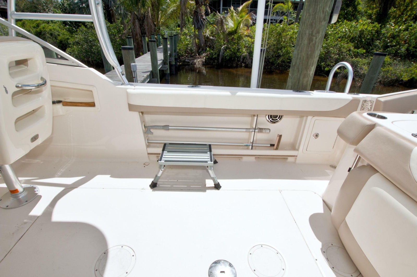 27ft Grady White Yacht For Sale