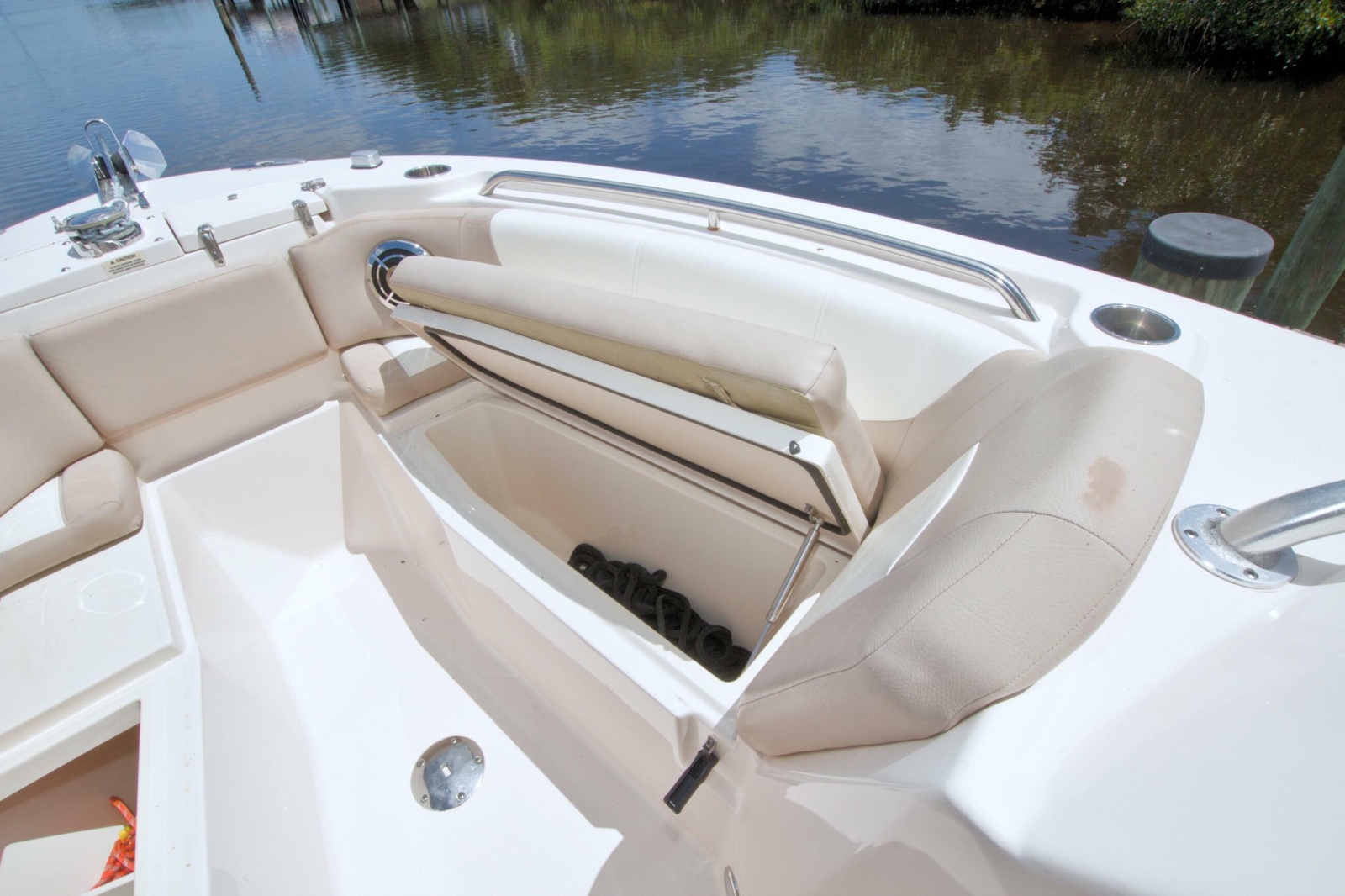 2013 Grady-White Freedom 275
