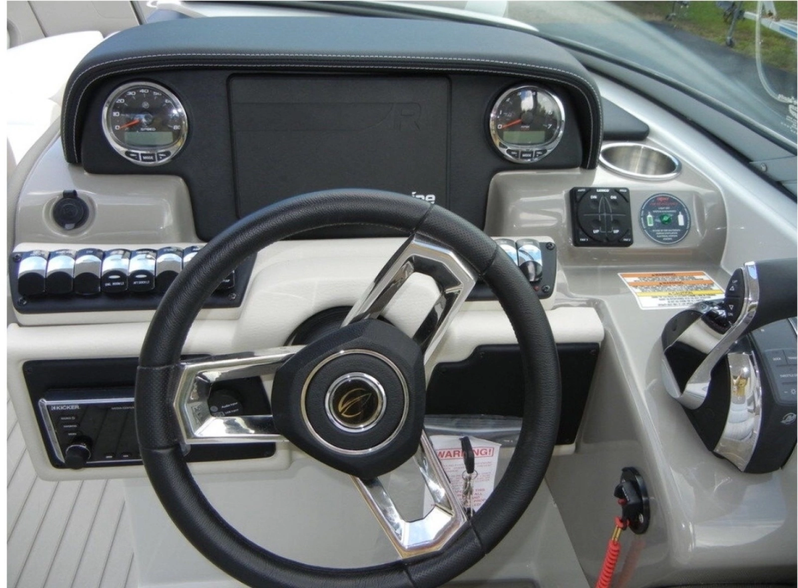 2018 Crownline Eclipse E30