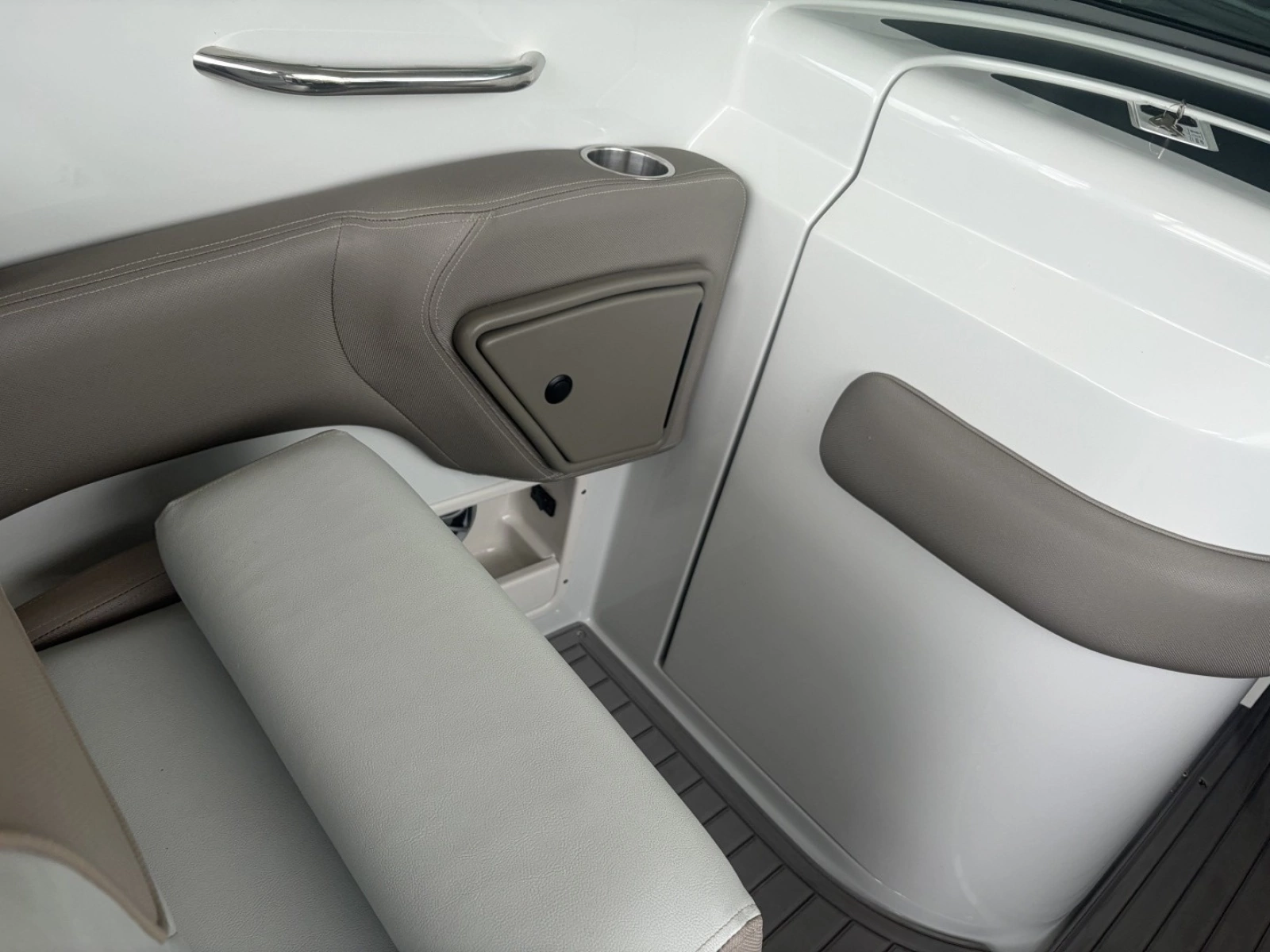 2018 Crownline Eclipse E30