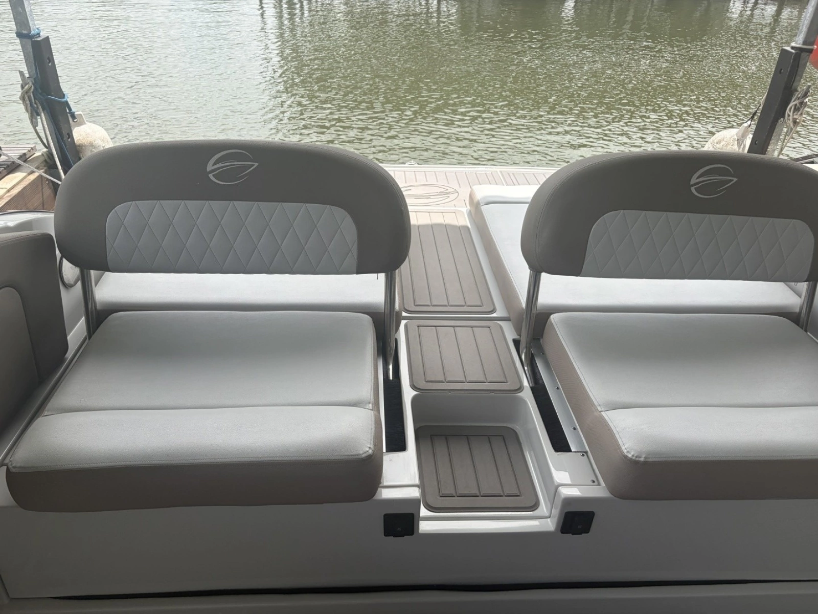 2018 Crownline Eclipse E30
