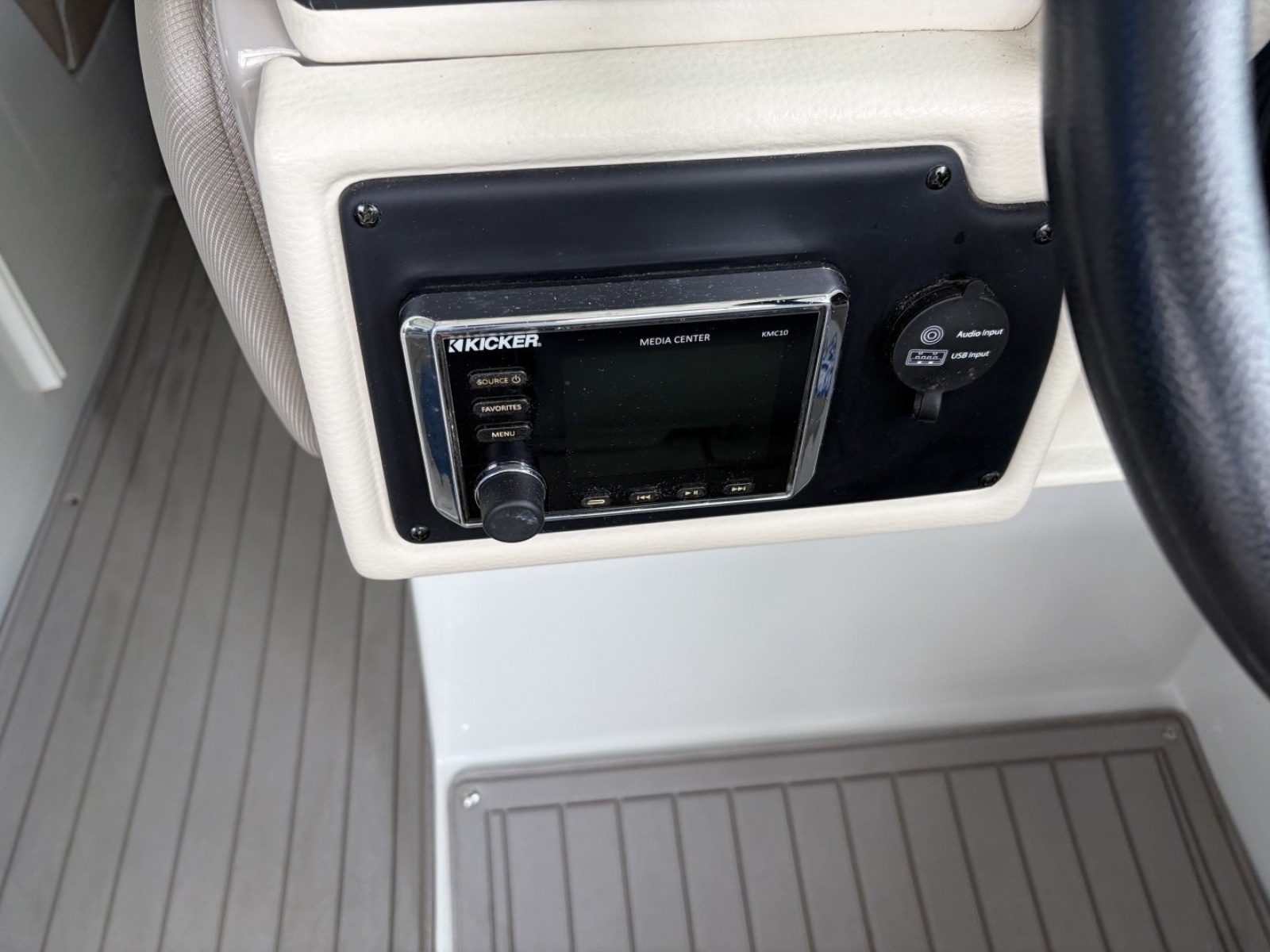 2018 Crownline Eclipse E30