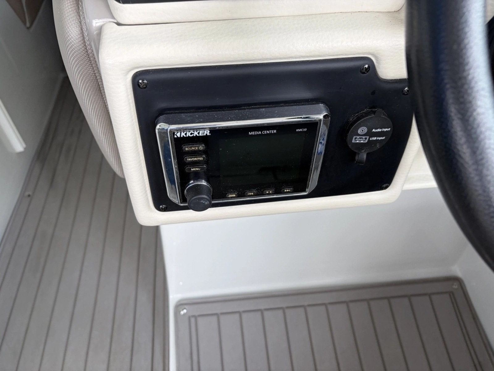 2018 Crownline Eclipse E30