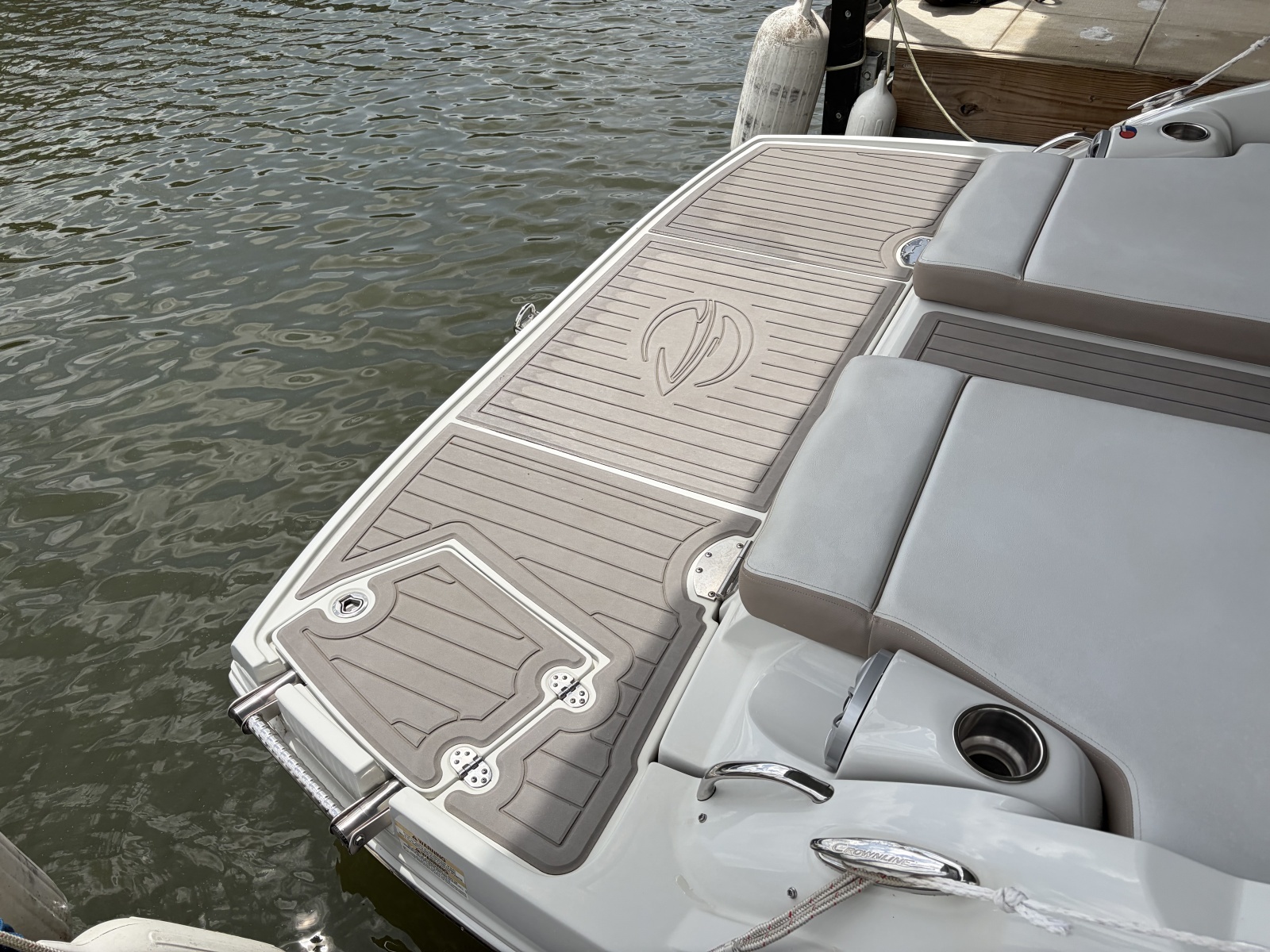 2018 Crownline Eclipse E30