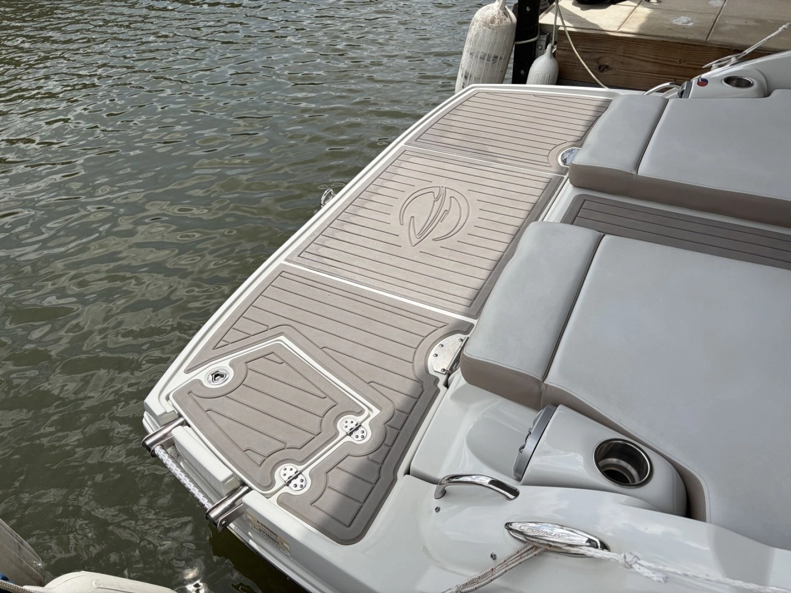 2018 Crownline Eclipse E30