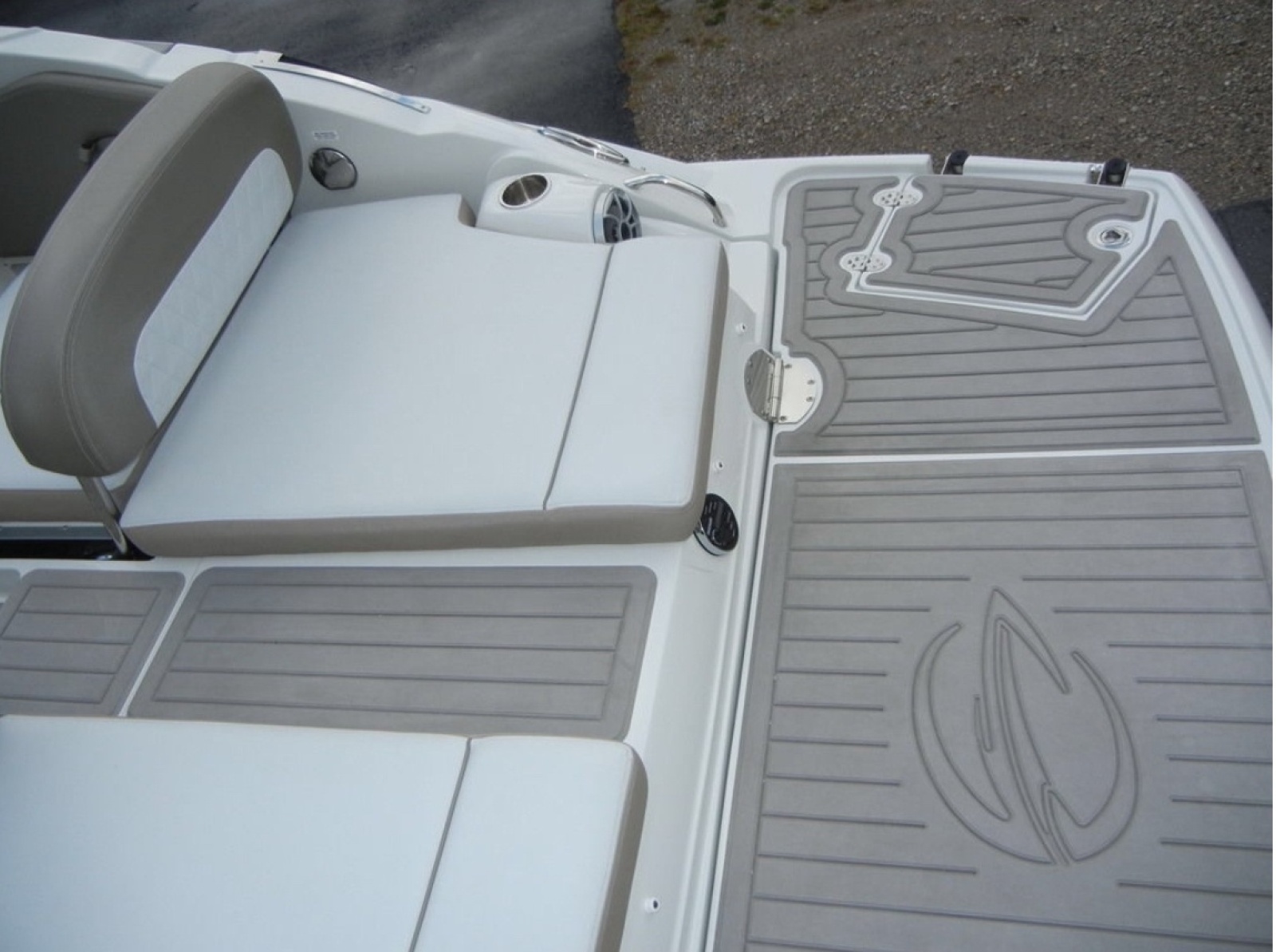 2018 Crownline Eclipse E30