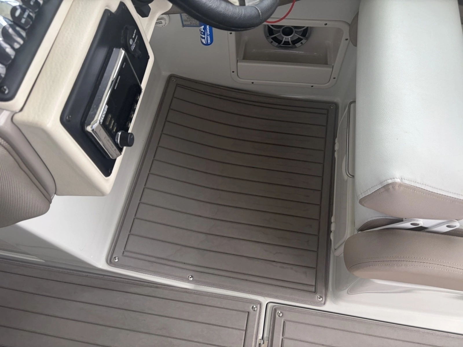 2018 Crownline Eclipse E30