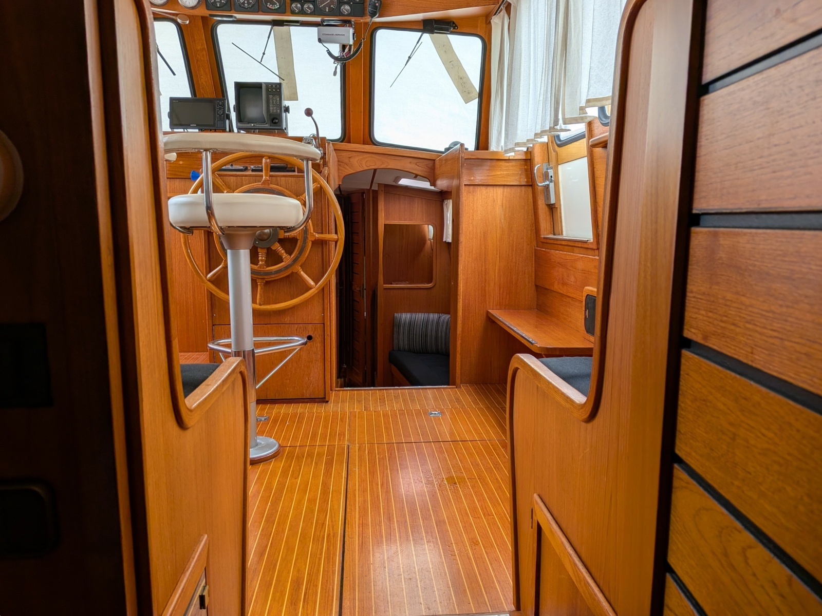 44' 1985 Nauticat 44
