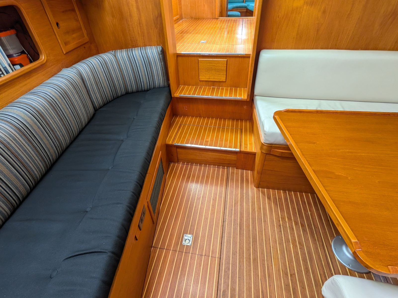 44' 1985 Nauticat 44