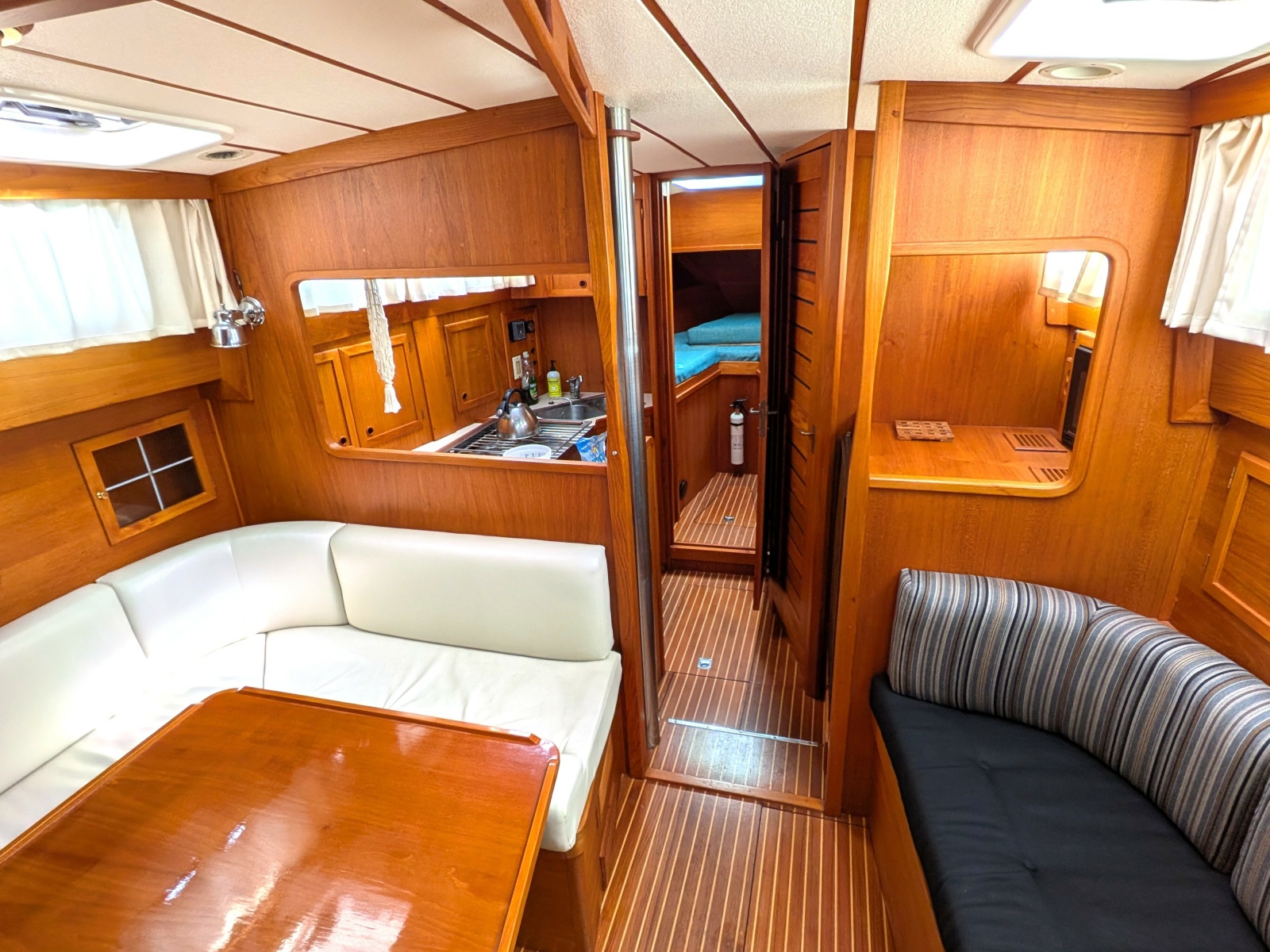 44' 1985 Nauticat 44