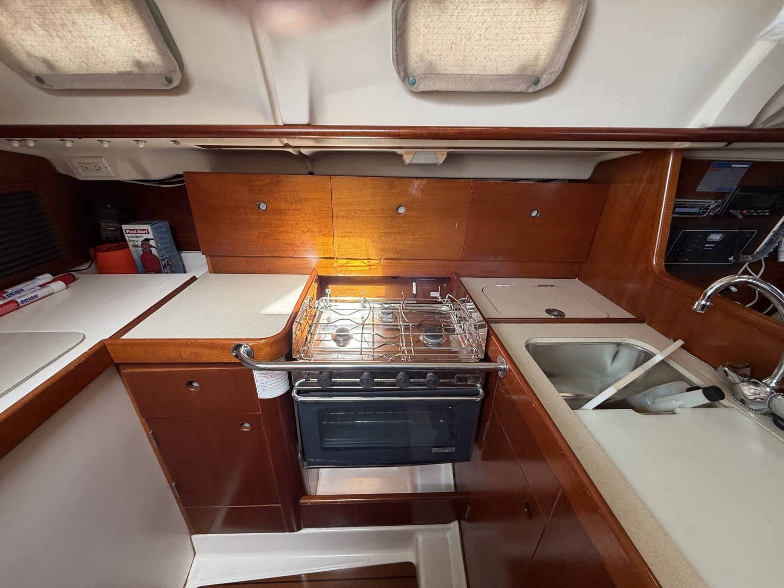 PLEIADES 32ft Beneteau Yacht For Sale