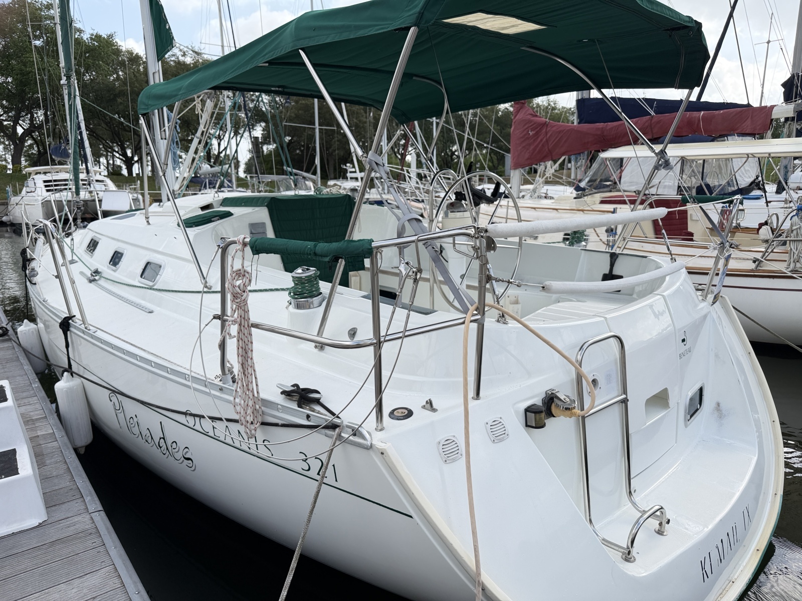 PLEIADES 32ft Beneteau Yacht For Sale