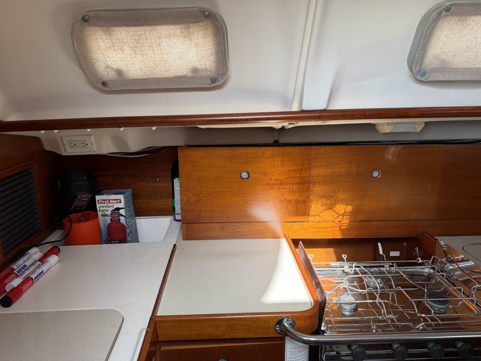 PLEIADES 32ft Beneteau Yacht For Sale