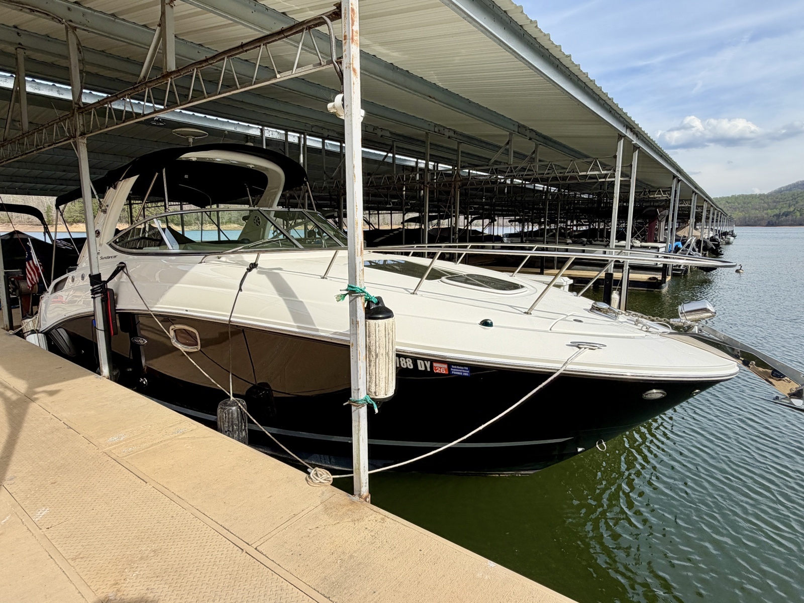 28ft Sea Ray Yacht For Sale