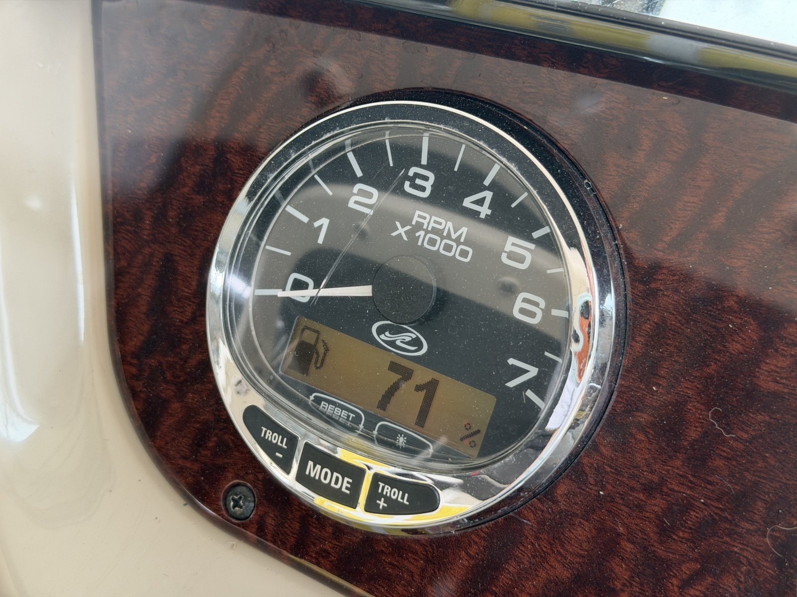 28ft Sea Ray Yacht For Sale