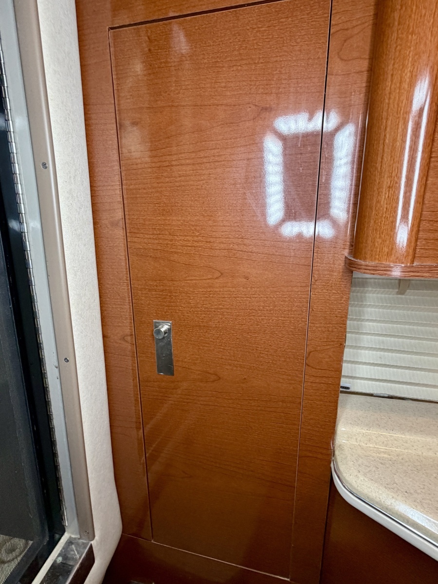 28ft Sea Ray Yacht For Sale