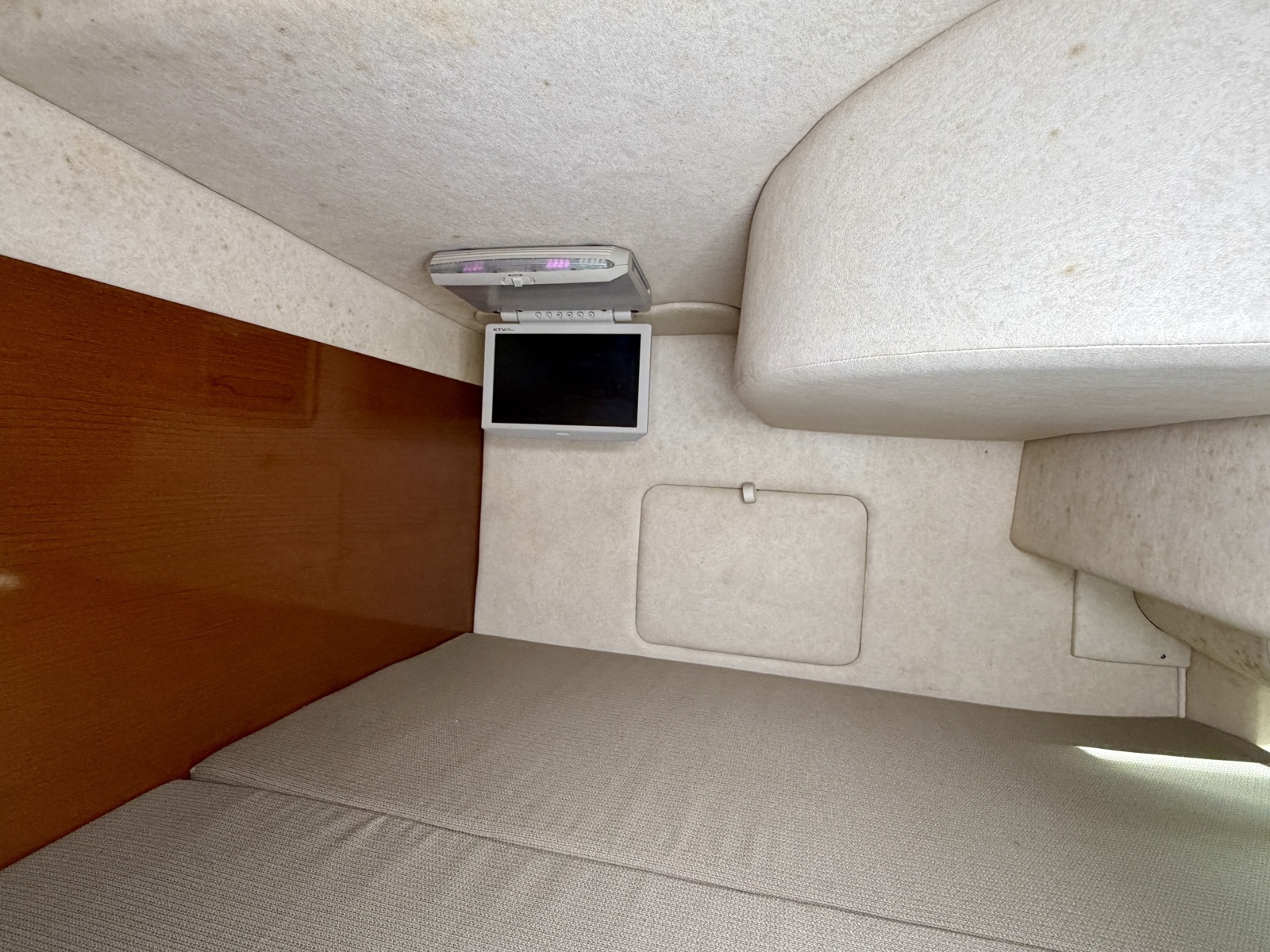 28ft Sea Ray Yacht For Sale