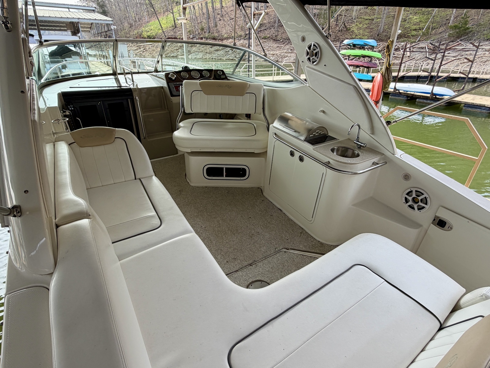28ft Sea Ray Yacht For Sale