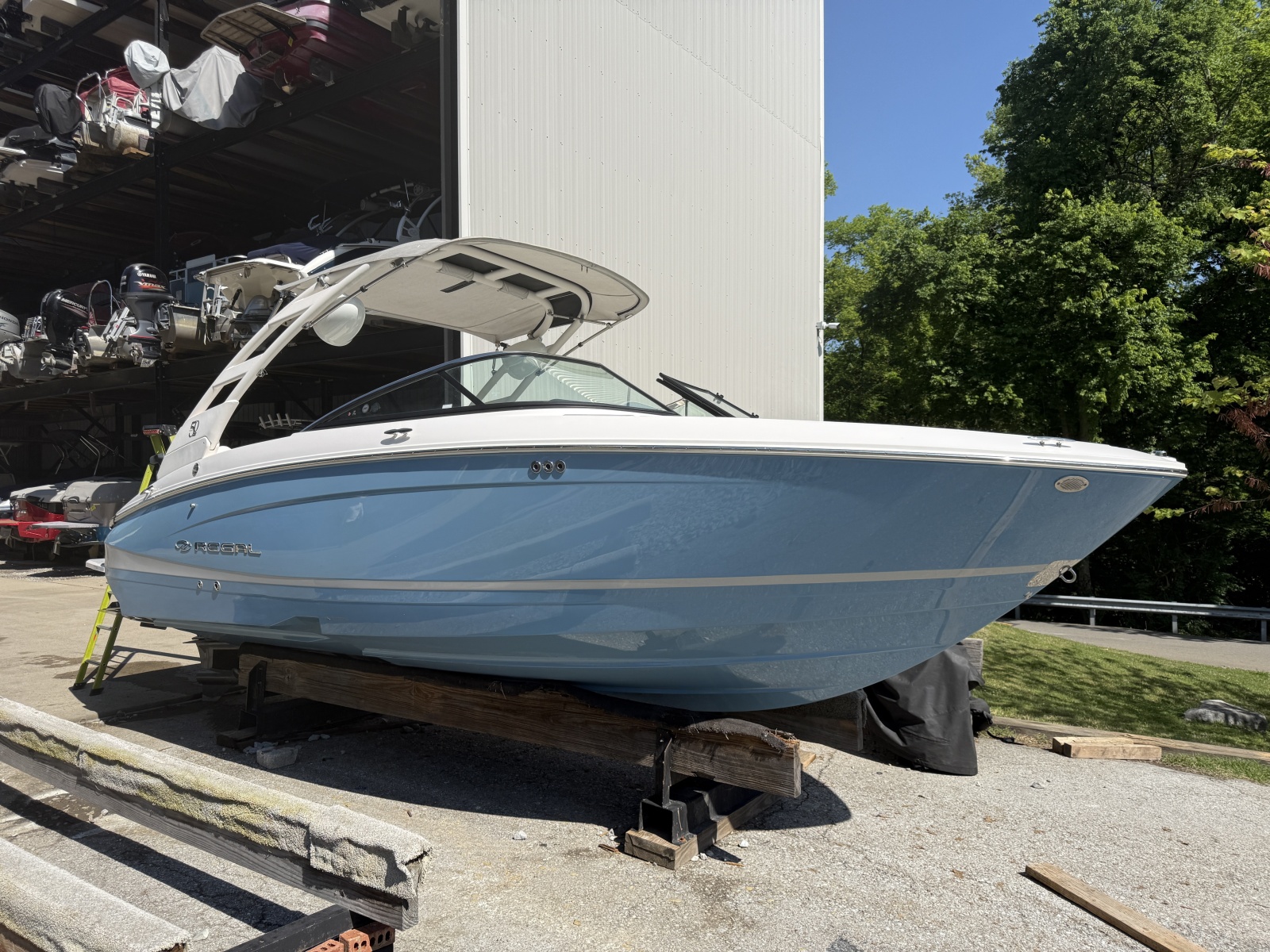 24' 2021 Regal LS4 Surf