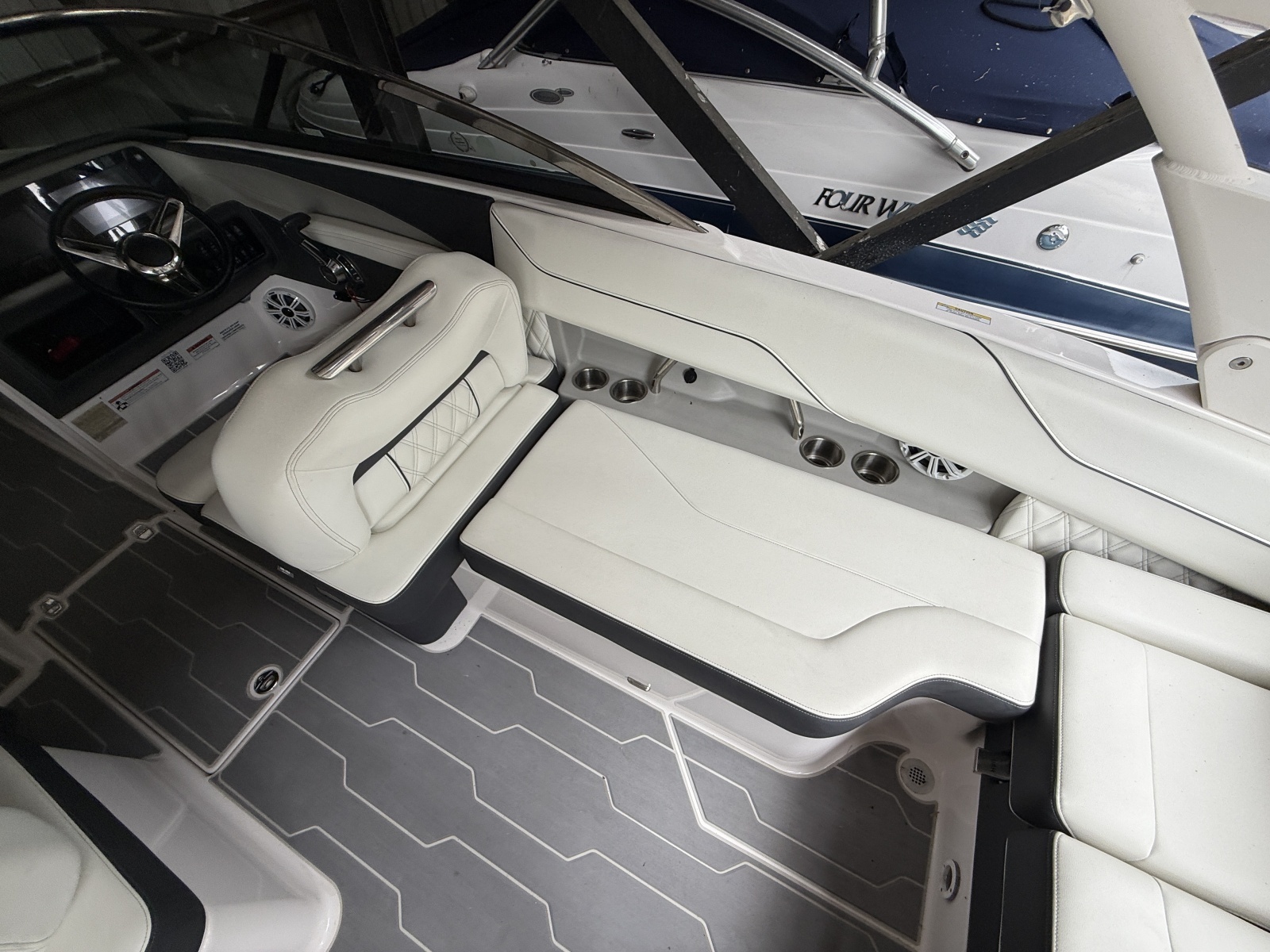 24ft Regal Yacht For Sale