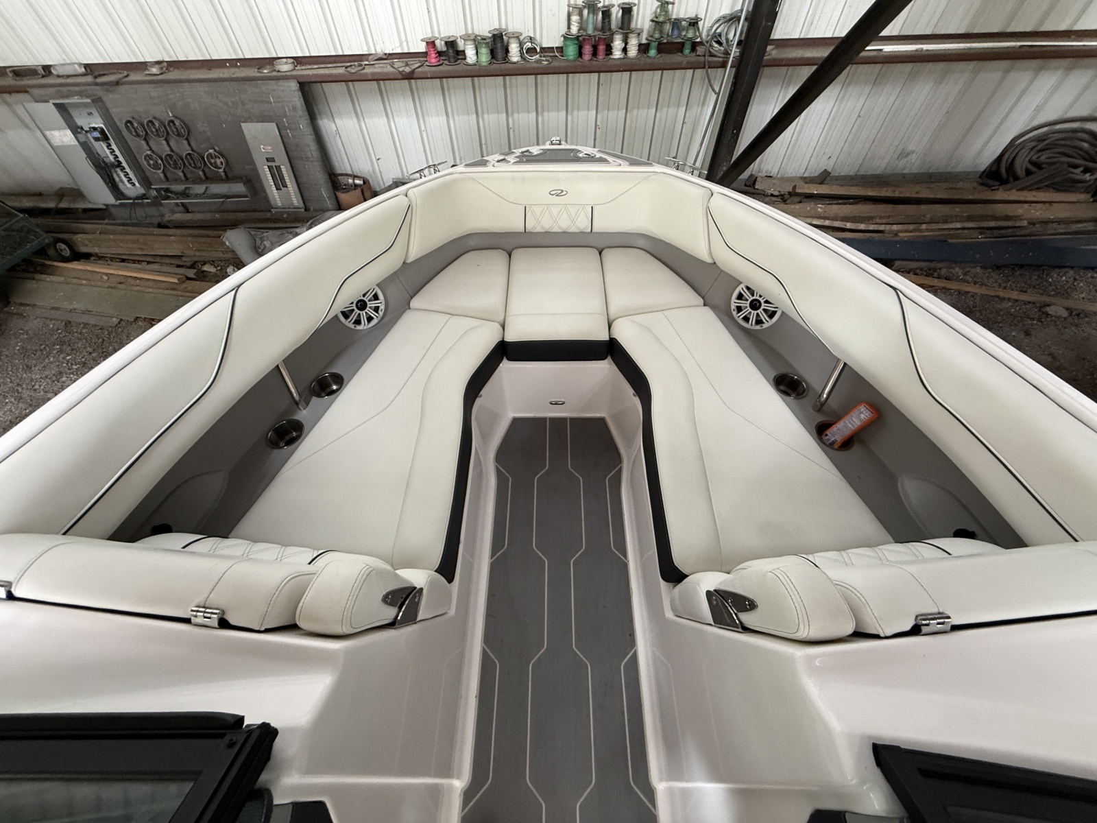 24ft Regal Yacht For Sale