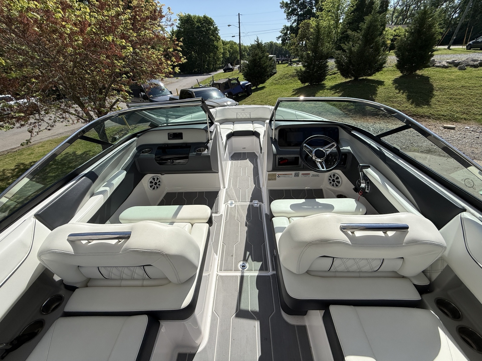 24ft Regal Yacht For Sale
