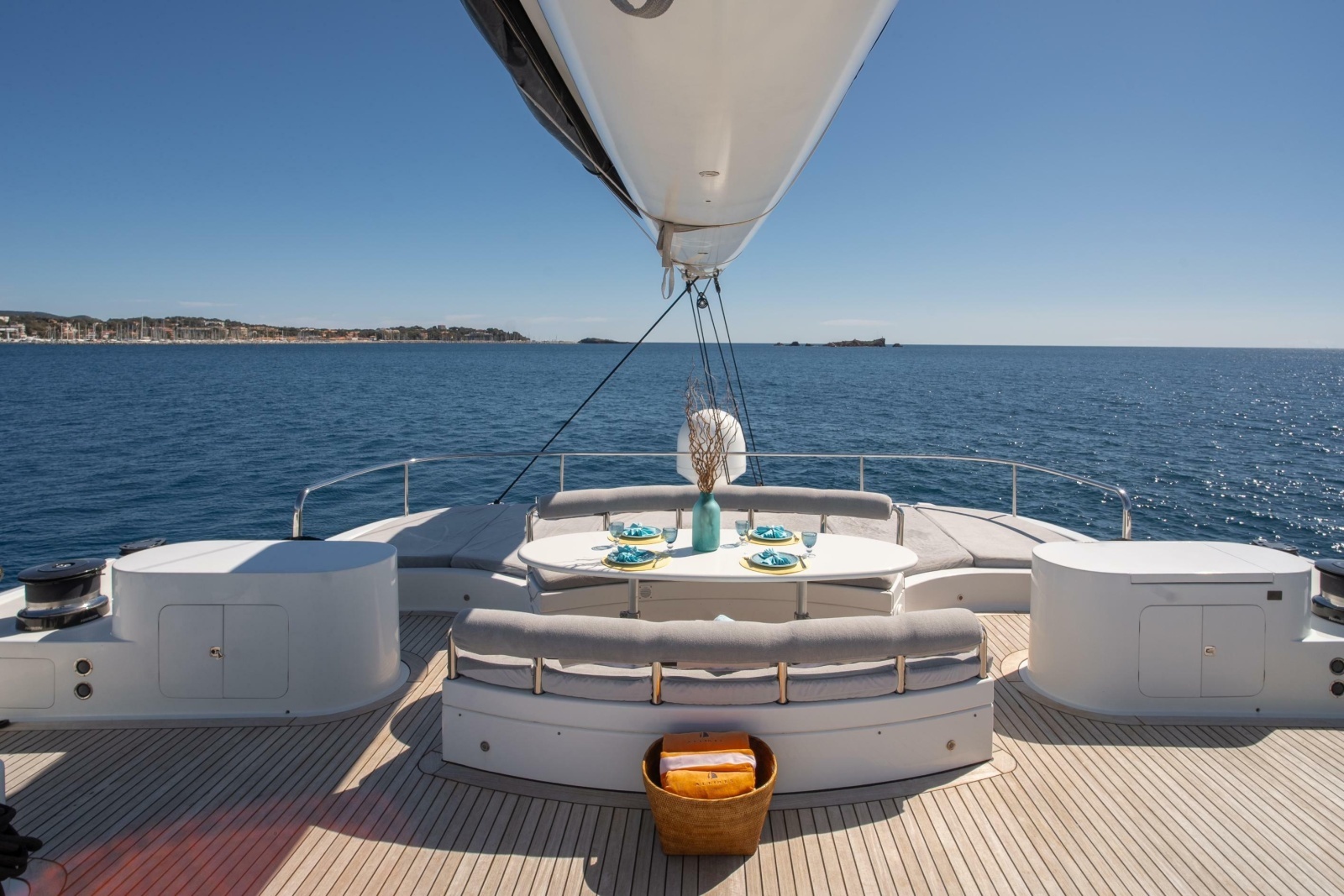 Upper Deck Exterior Dining