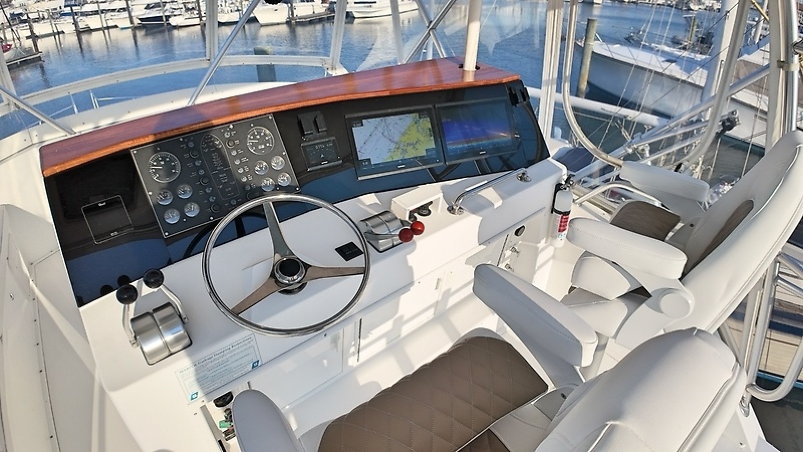 47' 1998 Viking 47 Convertible