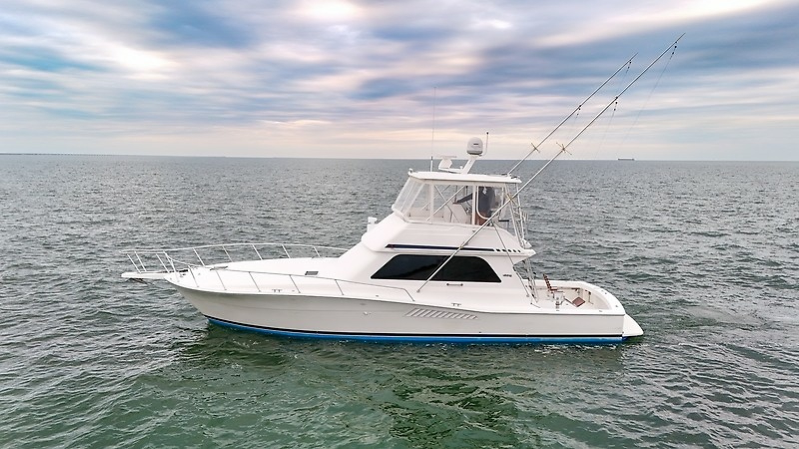 47' 1998 Viking 47 Convertible