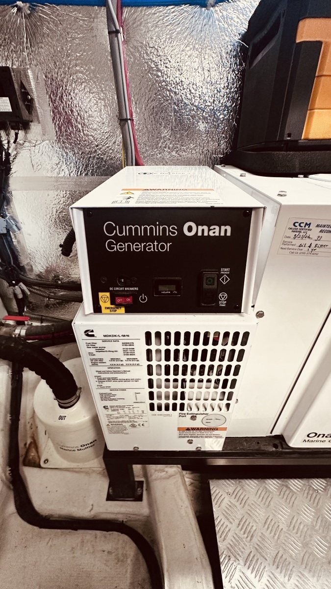 Off Leash 45ft Greenline Yacht For Sale