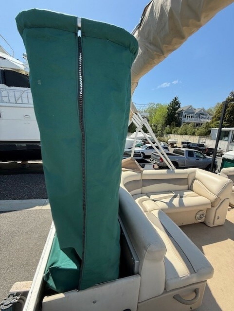 21ft Sweetwater Yacht For Sale