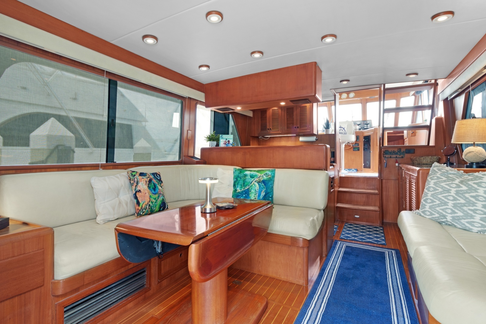Salon With Galley Forward