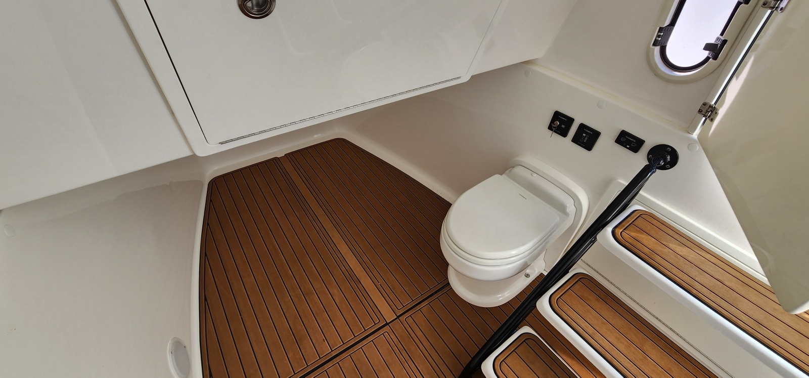 47ft Cape Horn Yacht For Sale