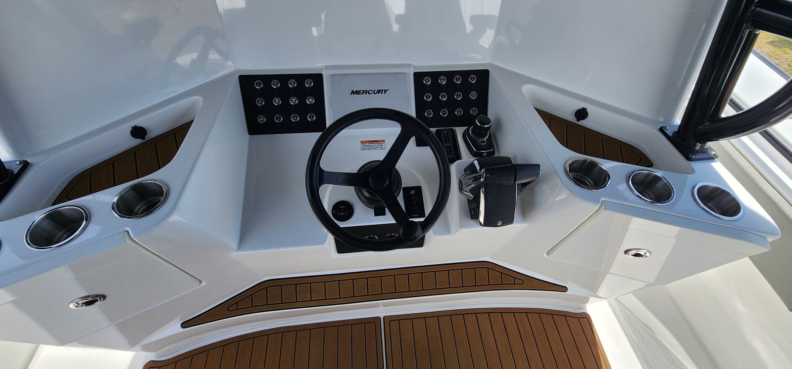 47' 2025 Cape Horn 47