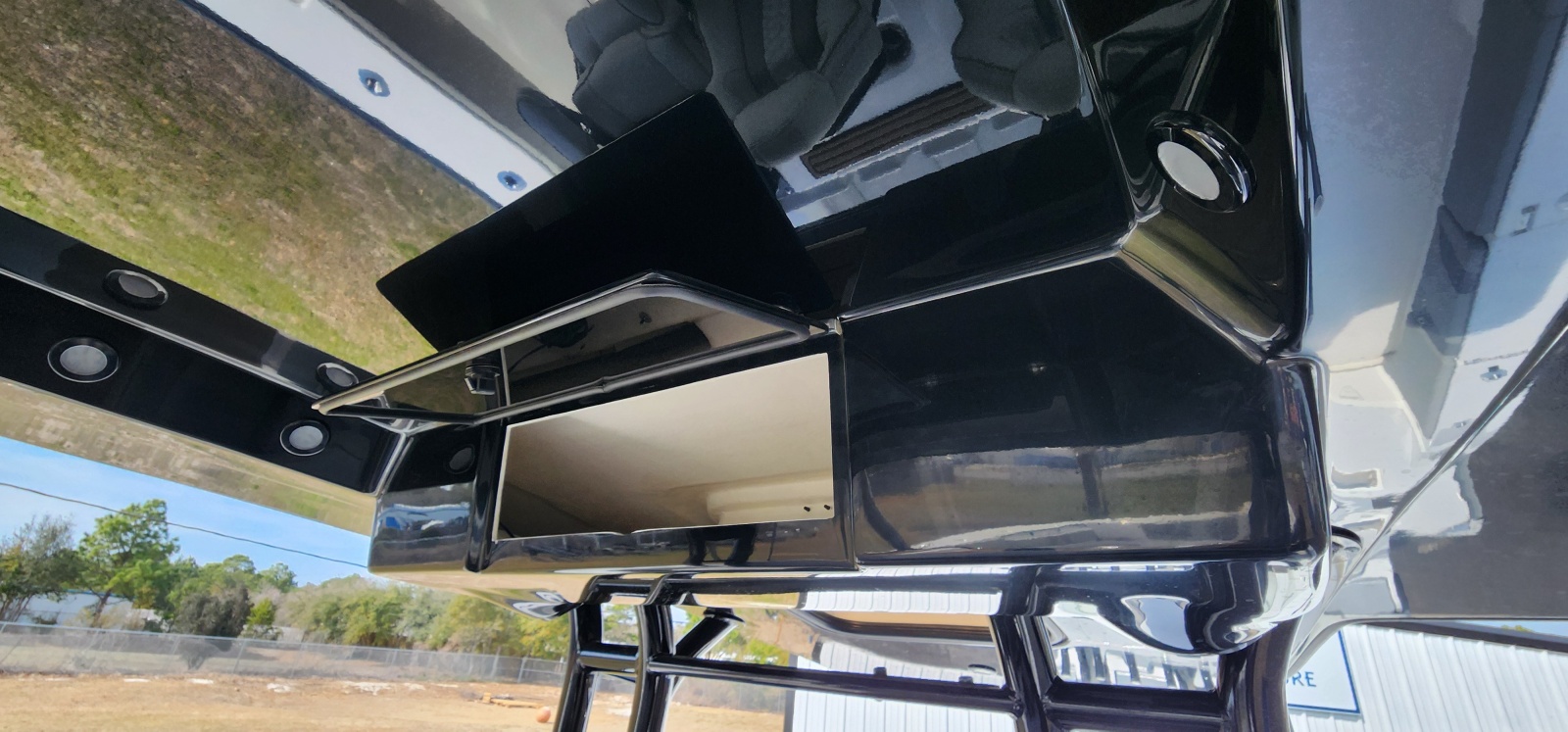 47' 2025 Cape Horn 47