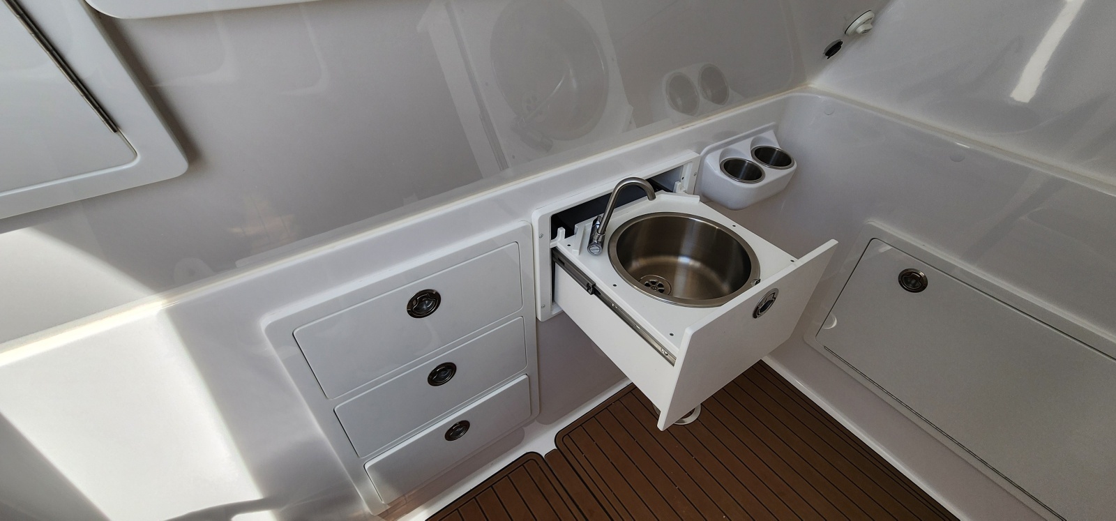 47ft Cape Horn Yacht For Sale