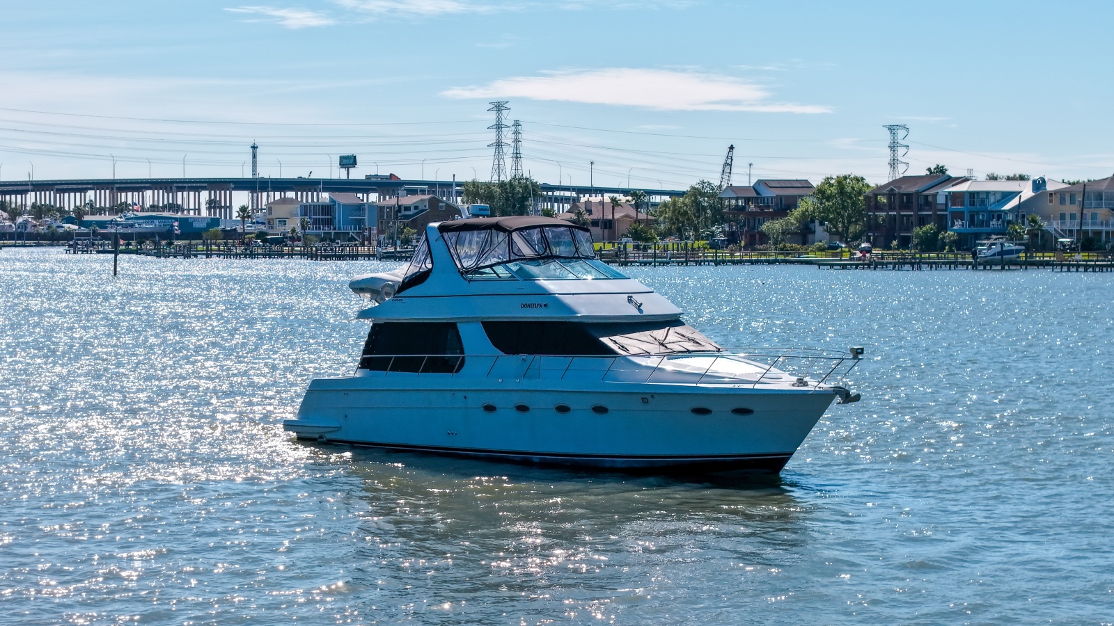 1999 Carver 530 Voyager