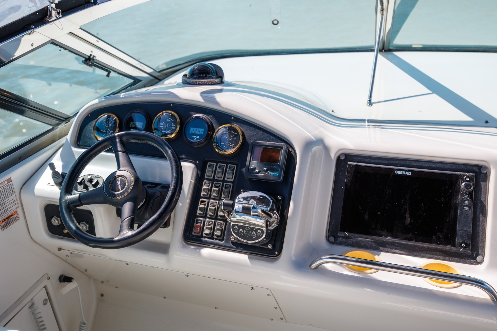 1999 Carver 530 Voyager