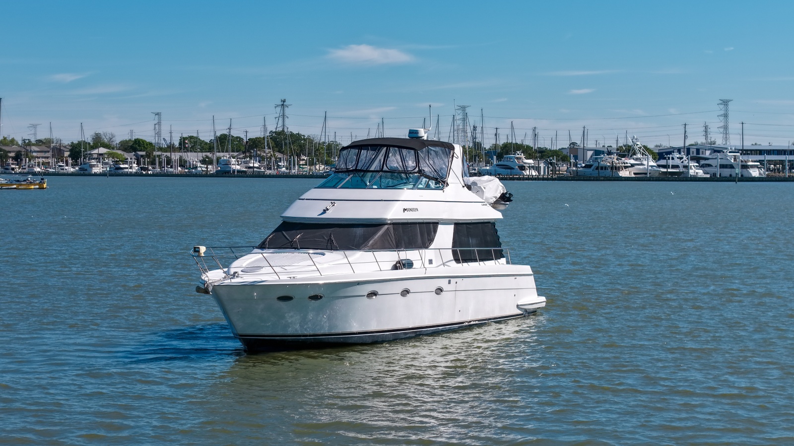 1999 Carver 530 Voyager