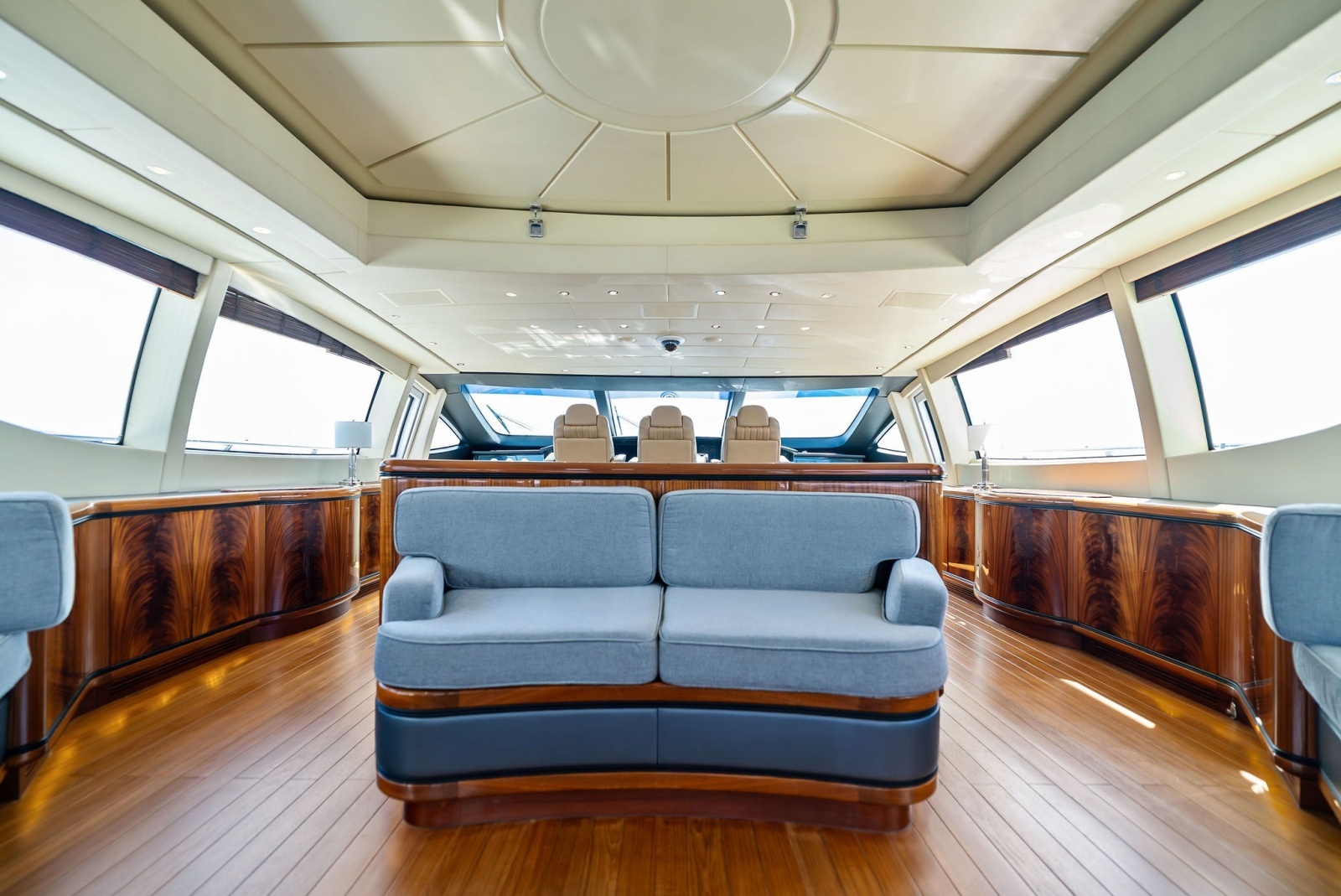 INCOGNITO 130ft Mangusta Yacht For Sale