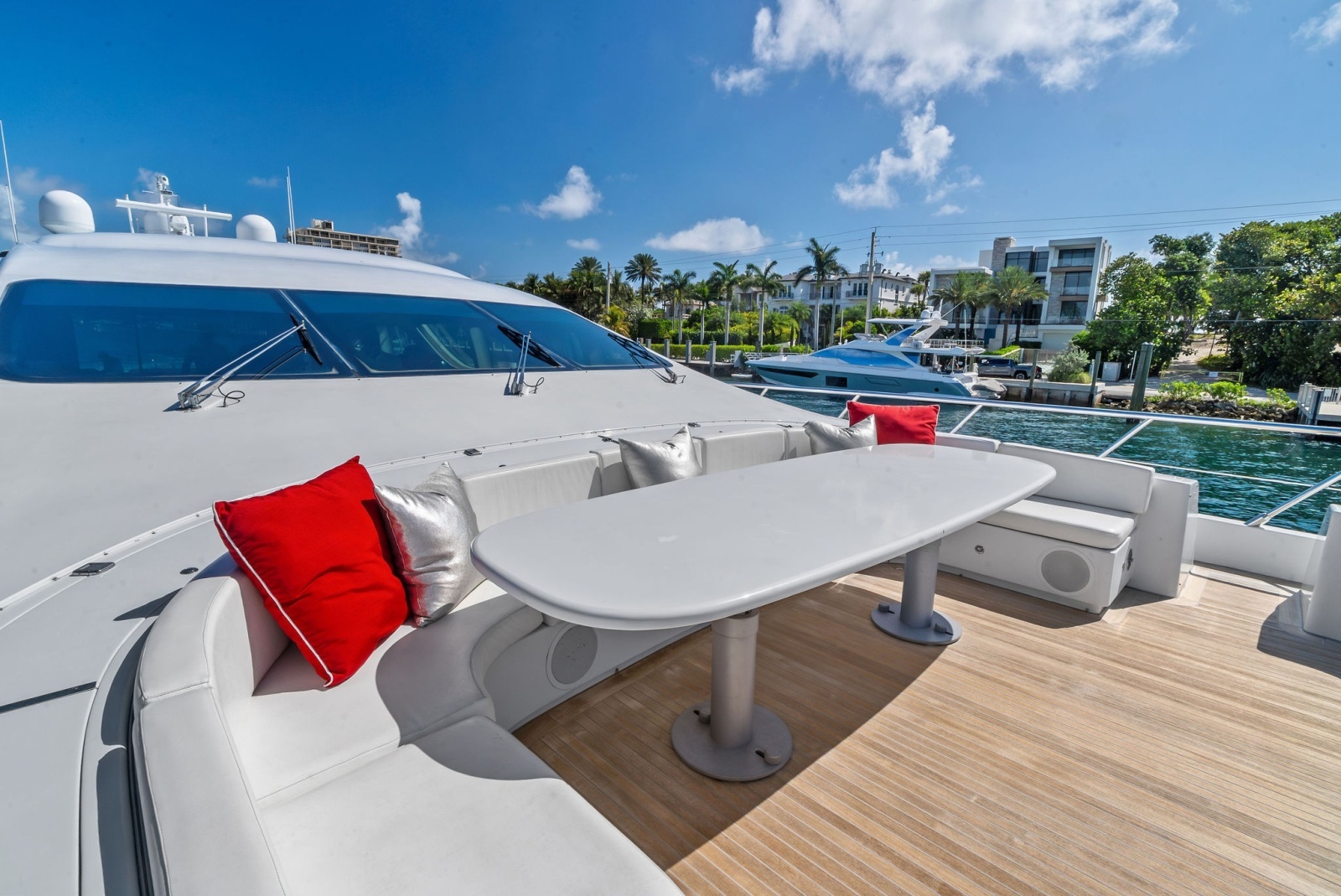 INCOGNITO 130ft Mangusta Yacht For Sale