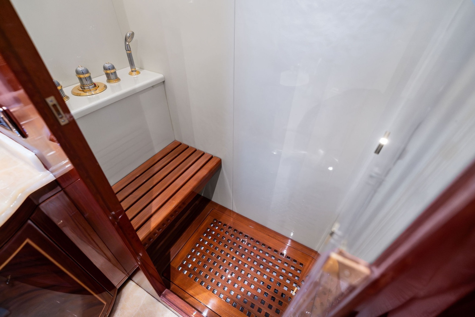 INCOGNITO 130ft Mangusta Yacht For Sale