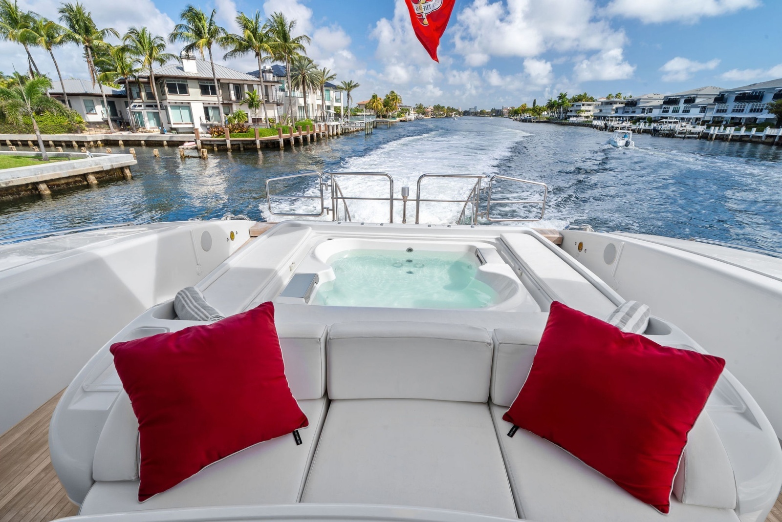 INCOGNITO 130ft Mangusta Yacht For Sale