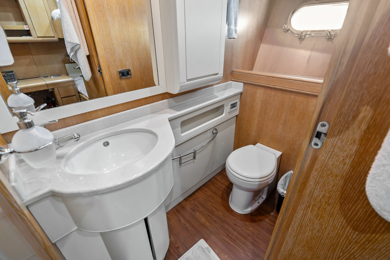 2005 Mangusta 130