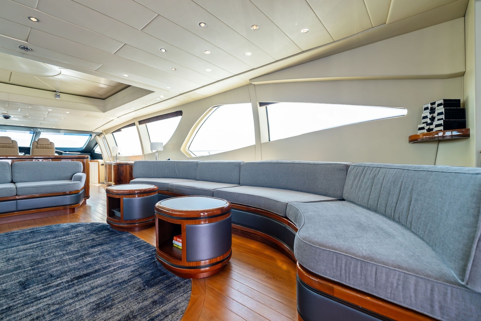 INCOGNITO 130ft Mangusta Yacht For Sale