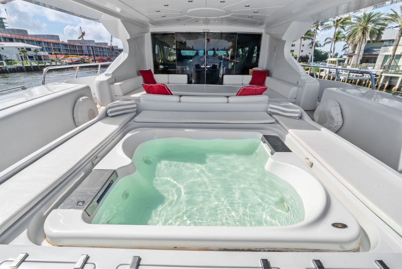 INCOGNITO 130ft Mangusta Yacht For Sale