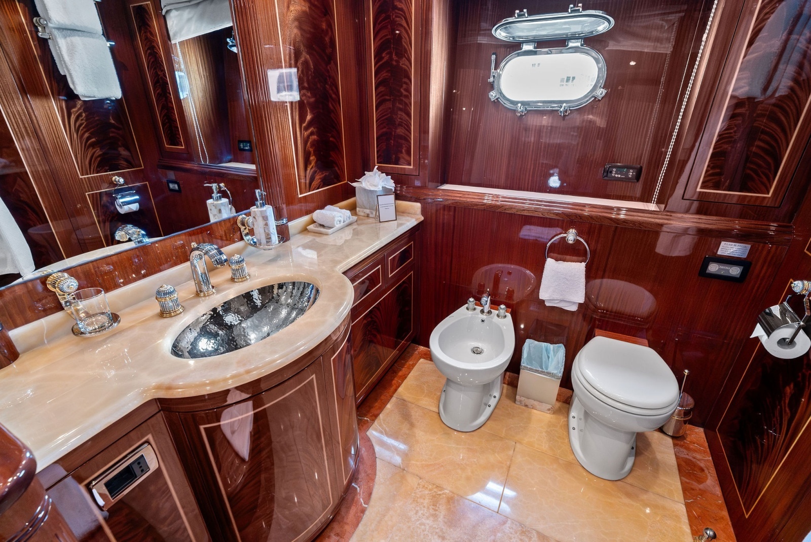 INCOGNITO 130ft Mangusta Yacht For Sale